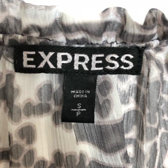 Animal Print Blouse in White & Grey - Picture 3 of 6